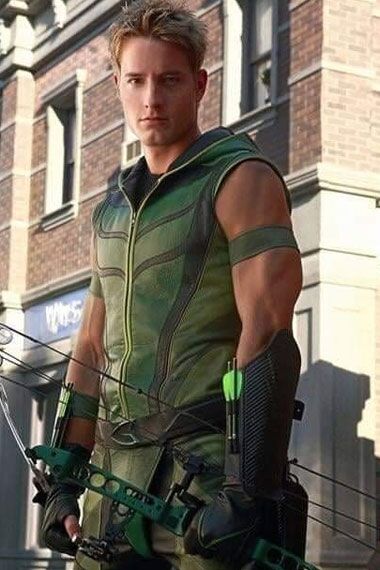 SmallVille Justin Hartley Oliver Queen Green Leather Vest